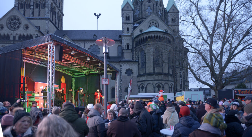 Weihnachtssingen auf dem Freithof